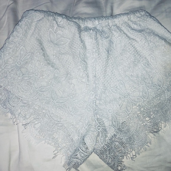 White Tie Lace Shorts - Picture 4 of 5